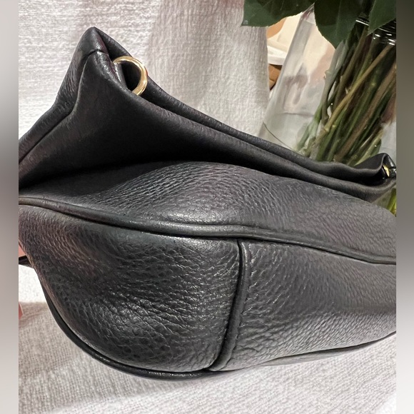 Beautiful Tory Burch Amanda Fold-Over Messenger Bag in large size - Picture 6 of 14